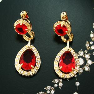 Luxurious 18kgp Red Cubic Zirconia Lady Earrings