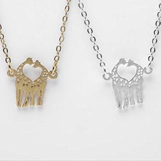 Animal Simple Silver Gold Love Giraffes Pendant..