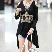 Cut Out Cotton Casual Style T-Shirt Crown Print Scoop Neck Long Sleeves For Women