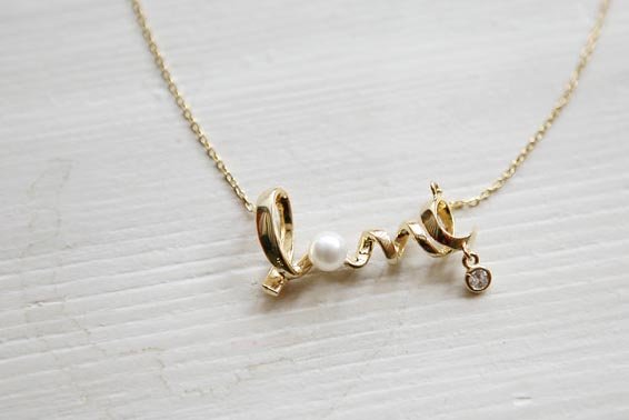 Love Word Necklace Pendant Necklace Pearl Women Jewelry
